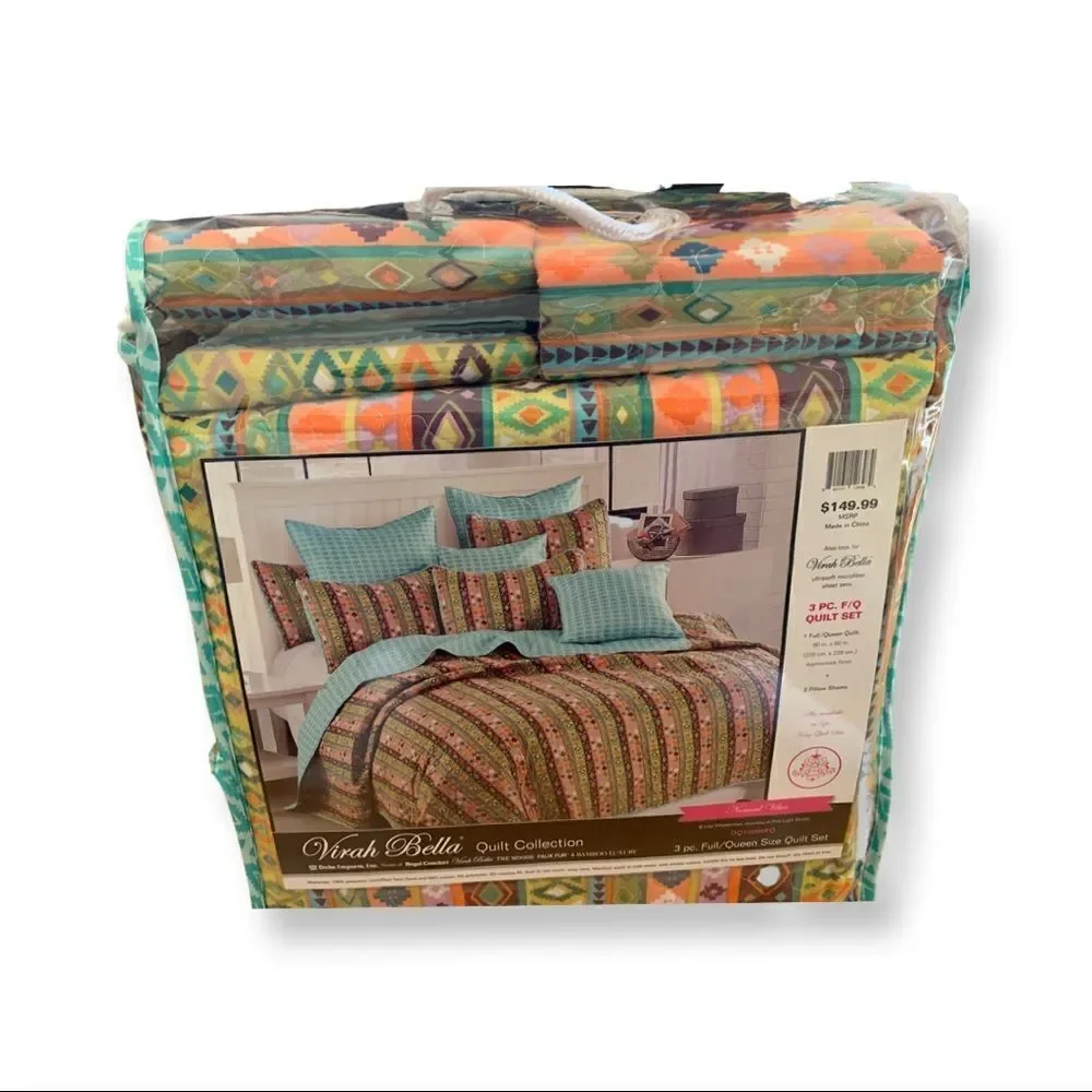 Quilt Bedding Set in Full/Queen by Virah Bella